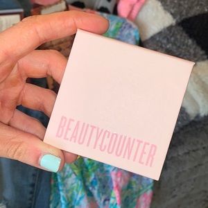 Beauty Counter Highlighter